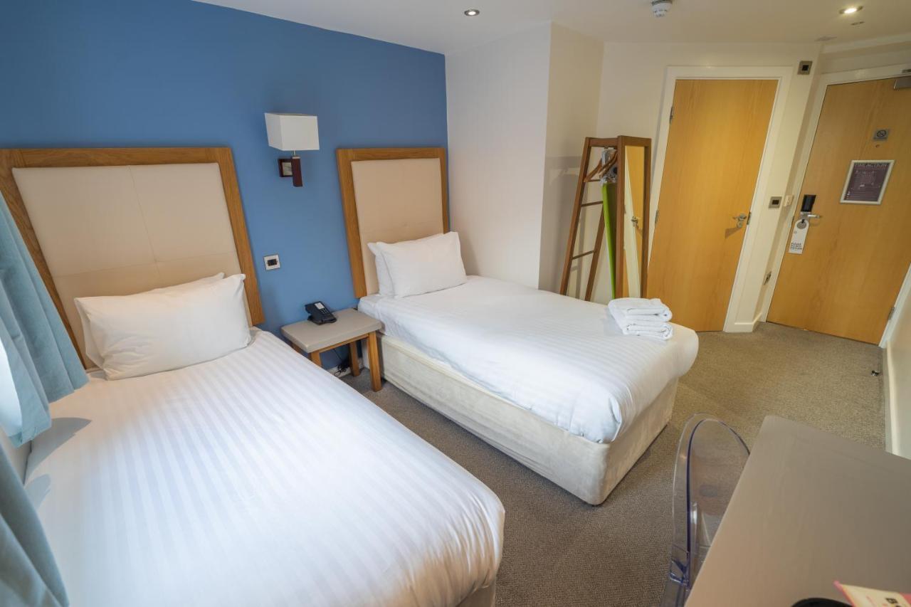 The Waterside Hotel And Leisure Club Manchester Eksteriør billede